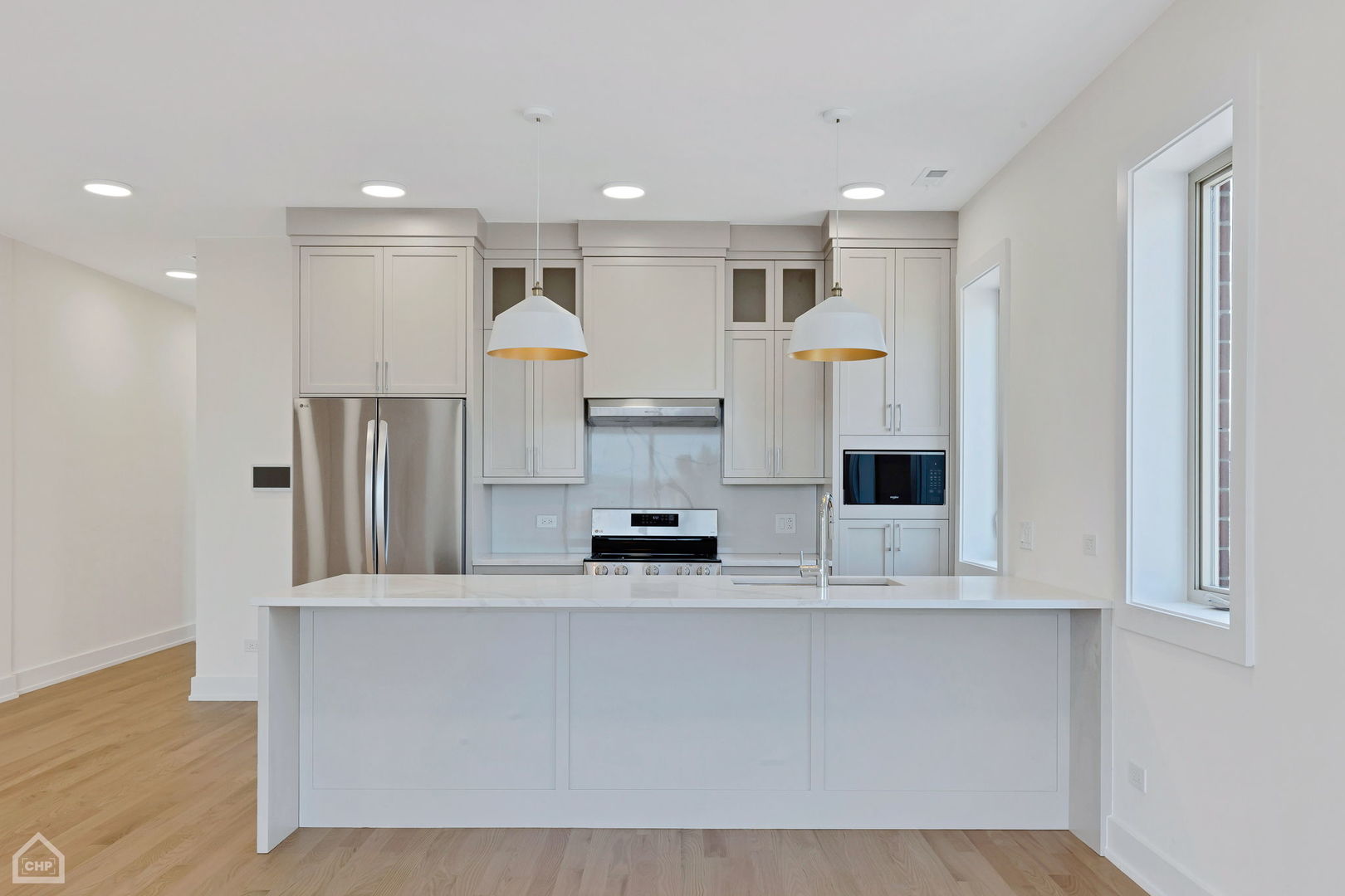 3545 W Belmont Avenue 4