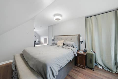 Tiny photo for 437 W 44th Place, Chicago, IL 60609 (MLS # 12714936)