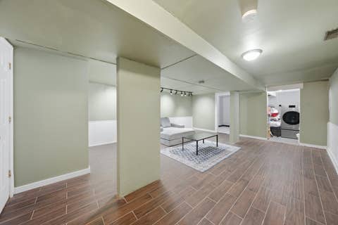 Tiny photo for 437 W 44th Place, Chicago, IL 60609 (MLS # 12714936)