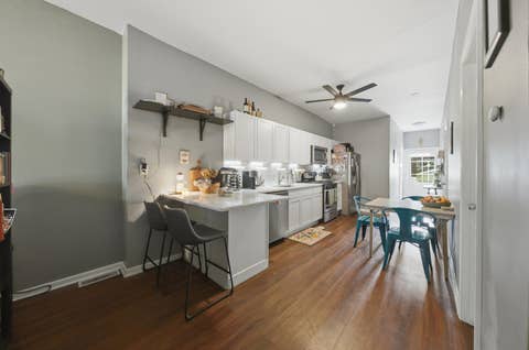 Tiny photo for 437 W 44th Place, Chicago, IL 60609 (MLS # 12714936)
