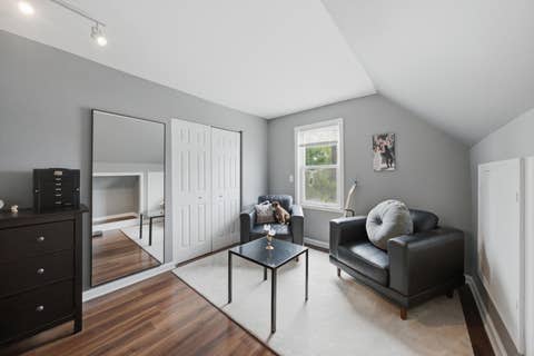 Tiny photo for 437 W 44th Place, Chicago, IL 60609 (MLS # 12714936)