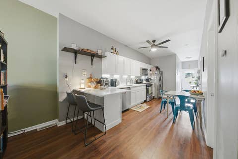 Tiny photo for 437 W 44th Place, Chicago, IL 60609 (MLS # 12714936)