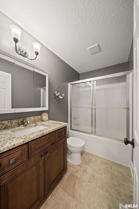 Tiny photo for 4501 W 14TH Street, Davenport, IA 52804 (MLS # QC4270060)