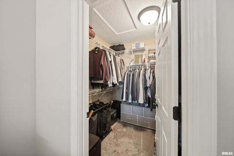 Tiny photo for 4501 W 14TH Street, Davenport, IA 52804 (MLS # QC4270060)