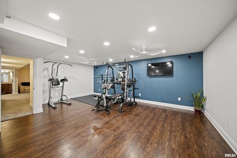 Tiny photo for 4501 W 14TH Street, Davenport, IA 52804 (MLS # QC4270060)