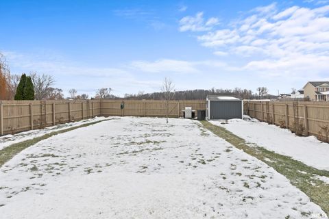 Tiny photo for 4501 W 14TH Street, Davenport, IA 52804 (MLS # QC4270060)