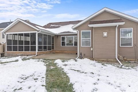 Tiny photo for 4501 W 14TH Street, Davenport, IA 52804 (MLS # QC4270060)