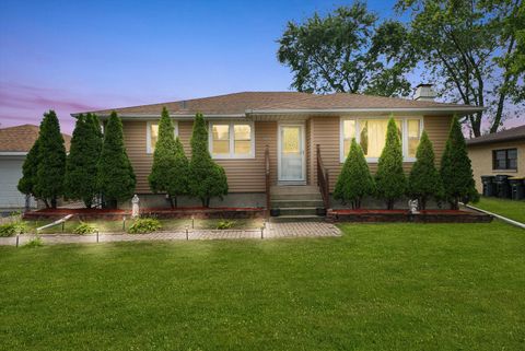 Photo of 2307 177th Street, Lansing, IL 60438 (MLS # 12473979)