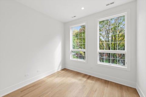 Tiny photo for 3820 N Damen Avenue #2, Chicago, IL 60618 (MLS # 12769329)