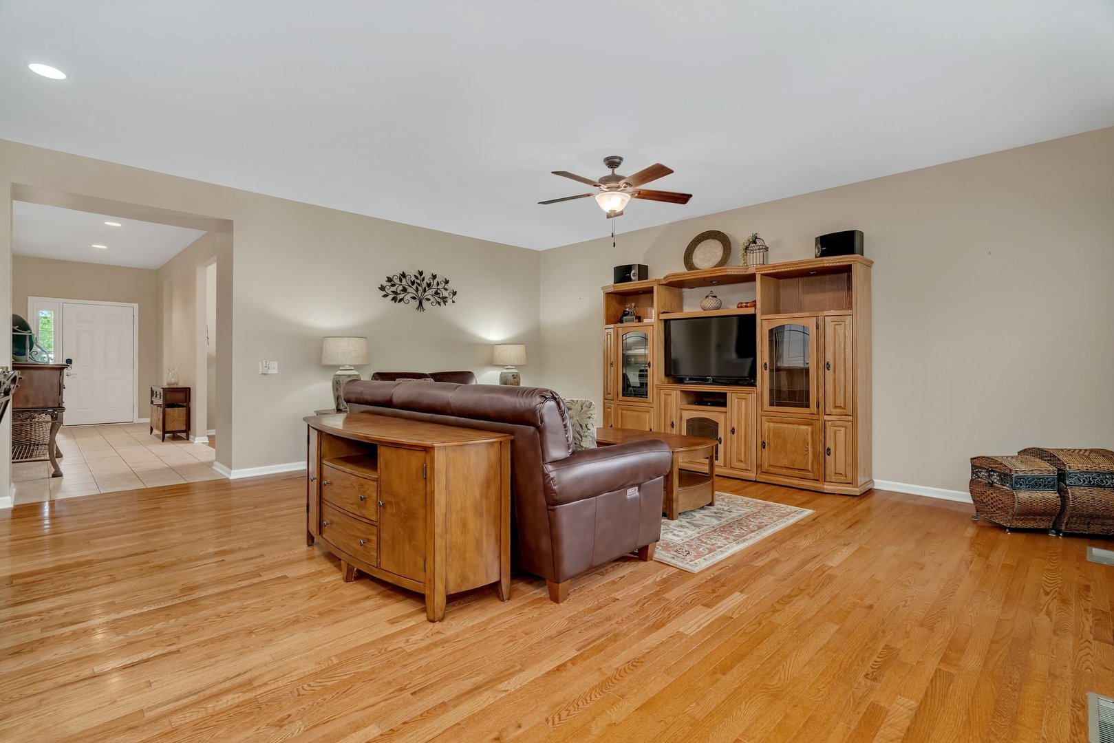 739 Pleasant Drive