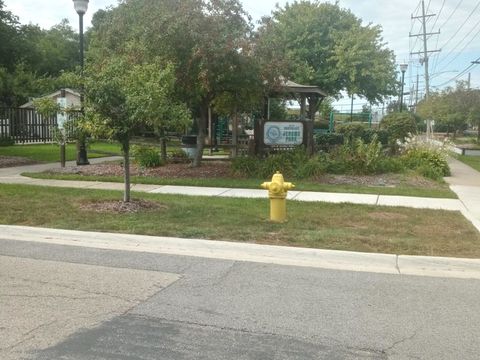 Tiny photo for 26 King Arthur Court #4, Northlake, IL 60164 (MLS # 12478031)