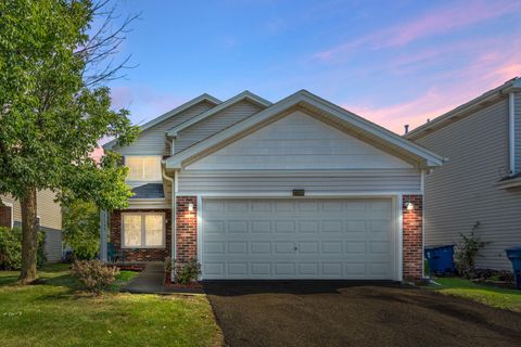 Photo of 21533 Cormorant Street, Crest Hill, IL 60403 (MLS # 12451103)