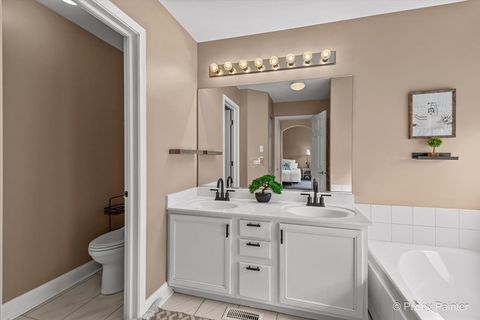 Tiny photo for 6421 Cherrywood Court, Fox Lake, IL 60020 (MLS # 12576931)