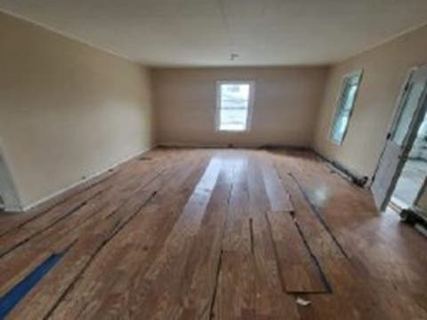 Tiny photo for 912 N Central Avenue, Burlington, IA 52601 (MLS # 12720143)