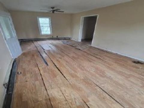 Tiny photo for 912 N Central Avenue, Burlington, IA 52601 (MLS # 12720143)