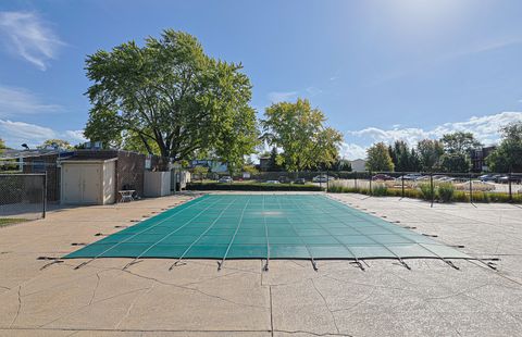 Tiny photo for 1430 Sandstone Drive #202, Wheeling, IL 60090 (MLS # 12525117)