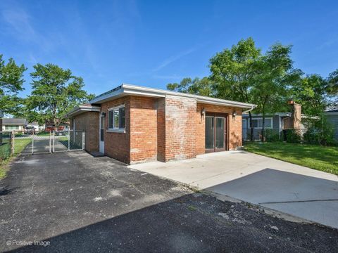 Tiny photo for 17312 Greenbay Avenue, Lansing, IL 60438 (MLS # 12685815)