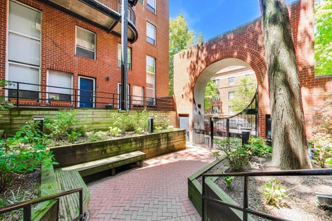 Tiny photo for 5400 S Hyde Park Boulevard #C12, Chicago, IL 60615 (MLS # 12639986)