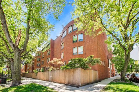 Tiny photo for 5400 S Hyde Park Boulevard #C12, Chicago, IL 60615 (MLS # 12639986)