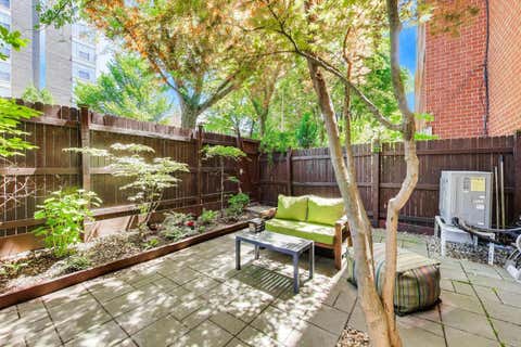 Tiny photo for 5400 S Hyde Park Boulevard #C12, Chicago, IL 60615 (MLS # 12639986)
