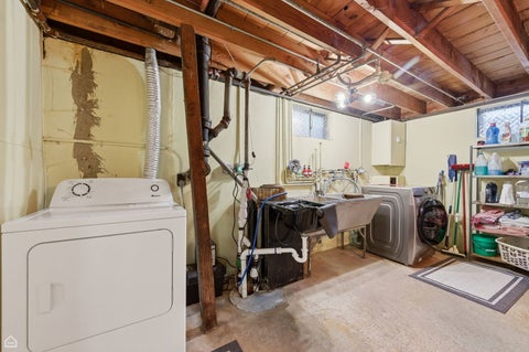 Tiny photo for 14721 Lakeside Avenue, Dolton, IL 60419 (MLS # 12786349)