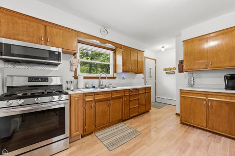 Tiny photo for 14721 Lakeside Avenue, Dolton, IL 60419 (MLS # 12786349)