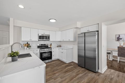 Tiny photo for 147 Willow Bend, Bolingbrook, IL 60490 (MLS # 12459629)