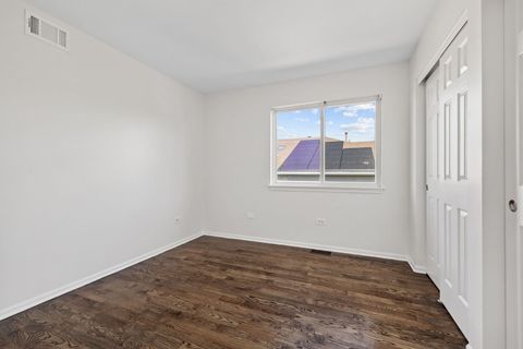Tiny photo for 147 Willow Bend, Bolingbrook, IL 60490 (MLS # 12459629)