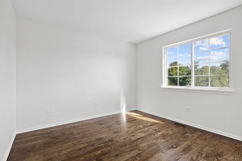 Tiny photo for 147 Willow Bend, Bolingbrook, IL 60490 (MLS # 12459629)
