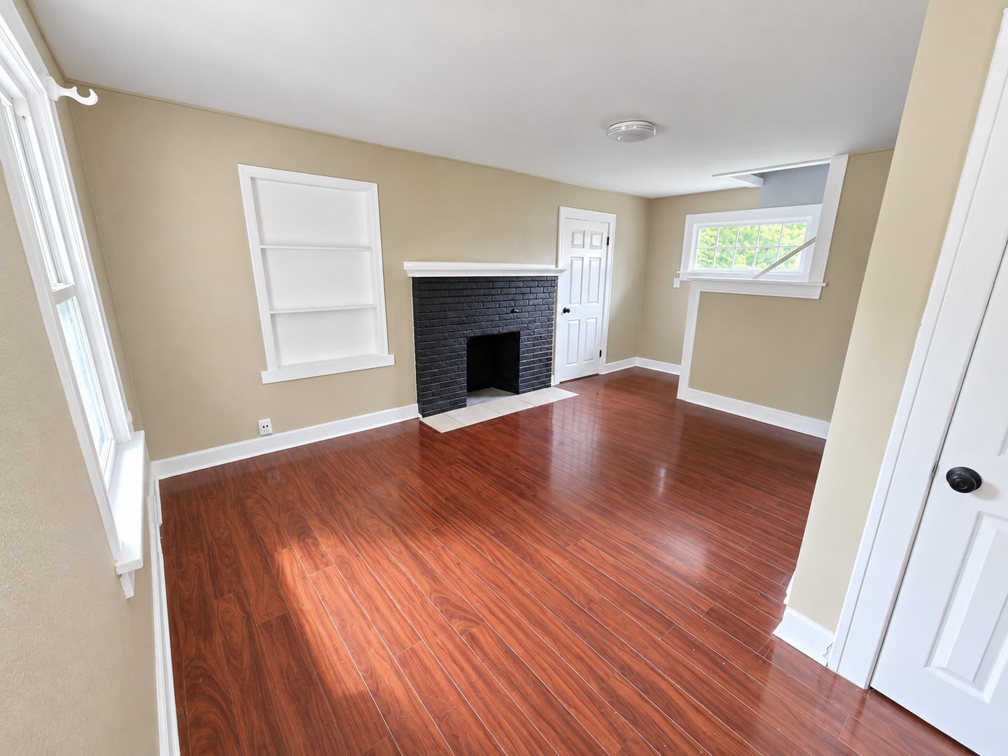 1322 Garrison Avenue