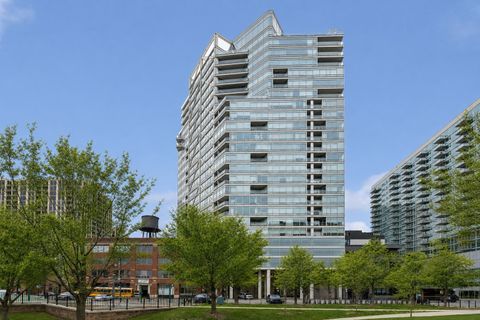Photo of 510 W Erie Street #1801, Chicago, IL 60654 (MLS # 12645277)
