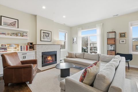 Tiny photo for 1222 N Wolcott Avenue #4N, Chicago, IL 60622 (MLS # 12571804)