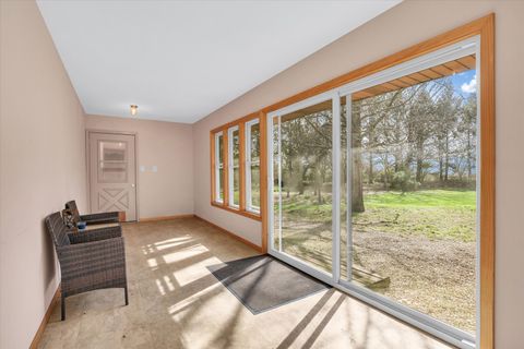 Tiny photo for 2279 E 500 N Road, Paxton, IL 60957 (MLS # 12615062)