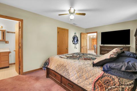 Tiny photo for 2279 E 500 N Road, Paxton, IL 60957 (MLS # 12615062)