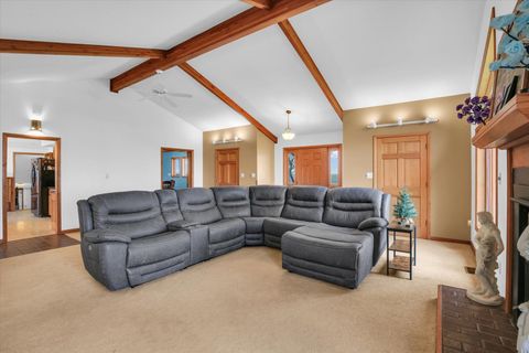 Tiny photo for 2279 E 500 N Road, Paxton, IL 60957 (MLS # 12615062)