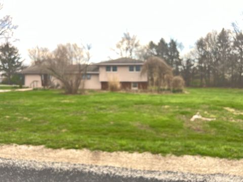 Tiny photo for 2279 E 500 N Road, Paxton, IL 60957 (MLS # 12615062)