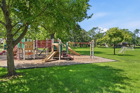 Tiny photo for 3923 Clausen Avenue, Western Springs, IL 60558 (MLS # 12740845)