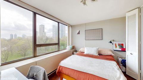 Tiny photo for 2800 N Lake Shore Drive #502, Chicago, IL 60657 (MLS # 12463507)