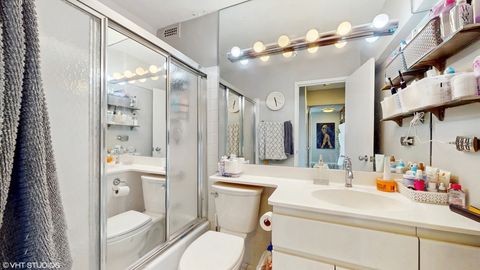 Tiny photo for 2800 N Lake Shore Drive #502, Chicago, IL 60657 (MLS # 12463507)
