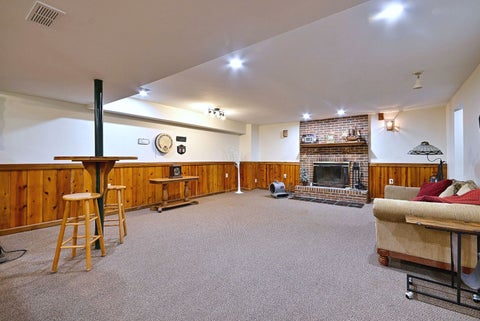Tiny photo for 1739 Farwell Avenue, Des Plaines, IL 60018 (MLS # 12767442)