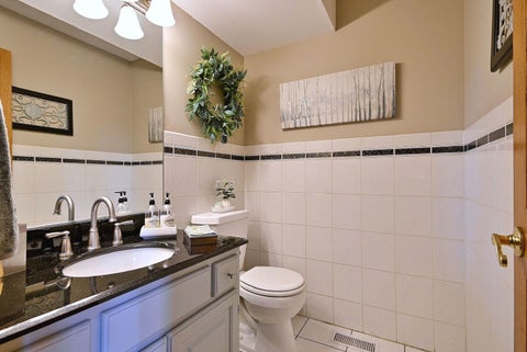 Tiny photo for 1739 Farwell Avenue, Des Plaines, IL 60018 (MLS # 12767442)