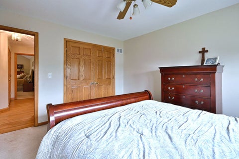 Tiny photo for 1739 Farwell Avenue, Des Plaines, IL 60018 (MLS # 12767442)