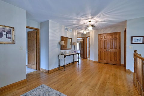 Tiny photo for 1739 Farwell Avenue, Des Plaines, IL 60018 (MLS # 12767442)