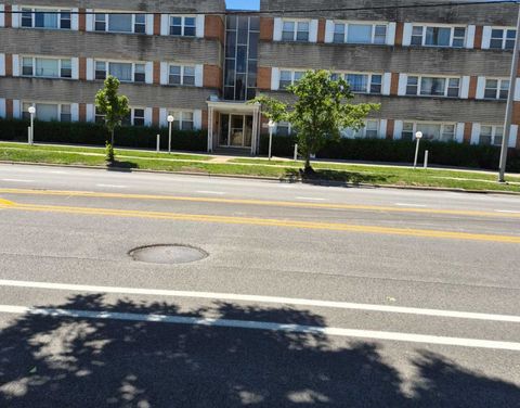 Photo of 4949 Church Street #301, Skokie, IL 60077 (MLS # 12682649)