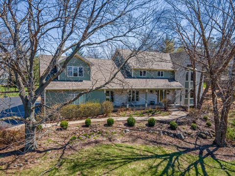 4302 Fox Creek Drive Crystal Lake IL 60012