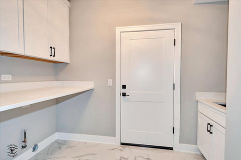 Tiny photo for 16451 Kayla Drive, Lemont, IL 60439 (MLS # 12527335)