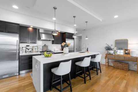 Tiny photo for 1317 N Larrabee Street #305, Chicago, IL 60610 (MLS # 12478388)