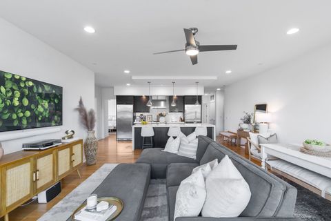 Tiny photo for 1317 N Larrabee Street #305, Chicago, IL 60610 (MLS # 12478388)