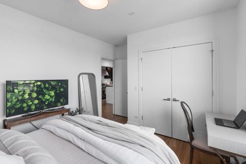 Tiny photo for 1317 N Larrabee Street #305, Chicago, IL 60610 (MLS # 12478388)