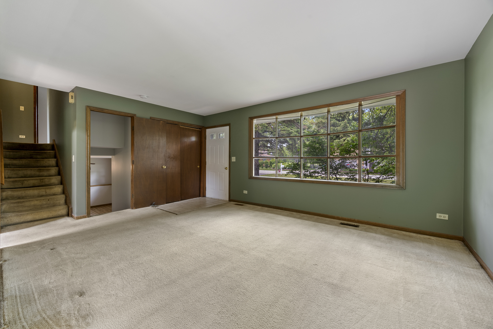 29W459 Lee Road